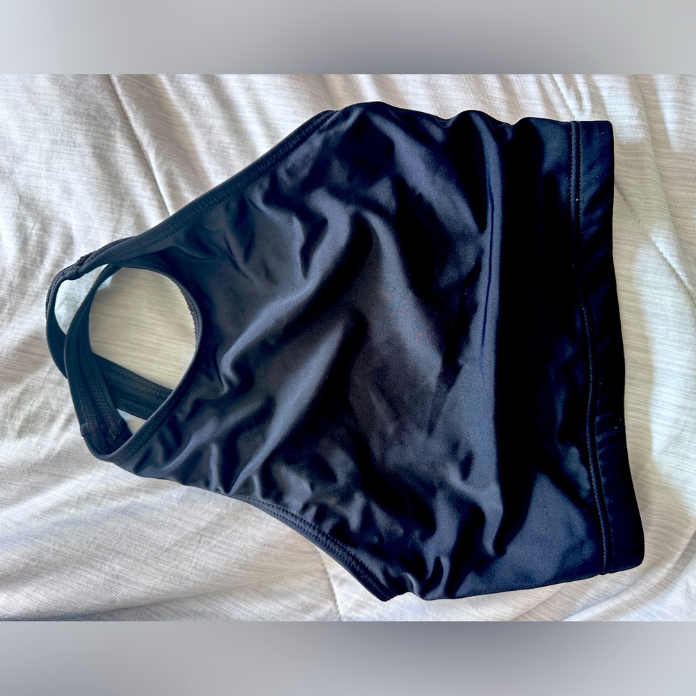 Black sports bra top